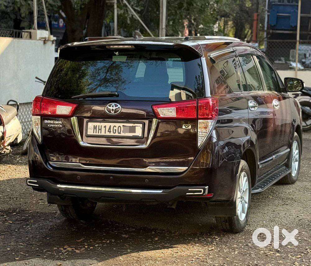 Toyota Innova Crysta 2.4 Vx Mt 8s, 2017, Diesel