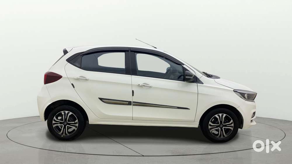 Tata Tiago 1.2 Revotron Xz Plus, 2022, Cng & Hybrids