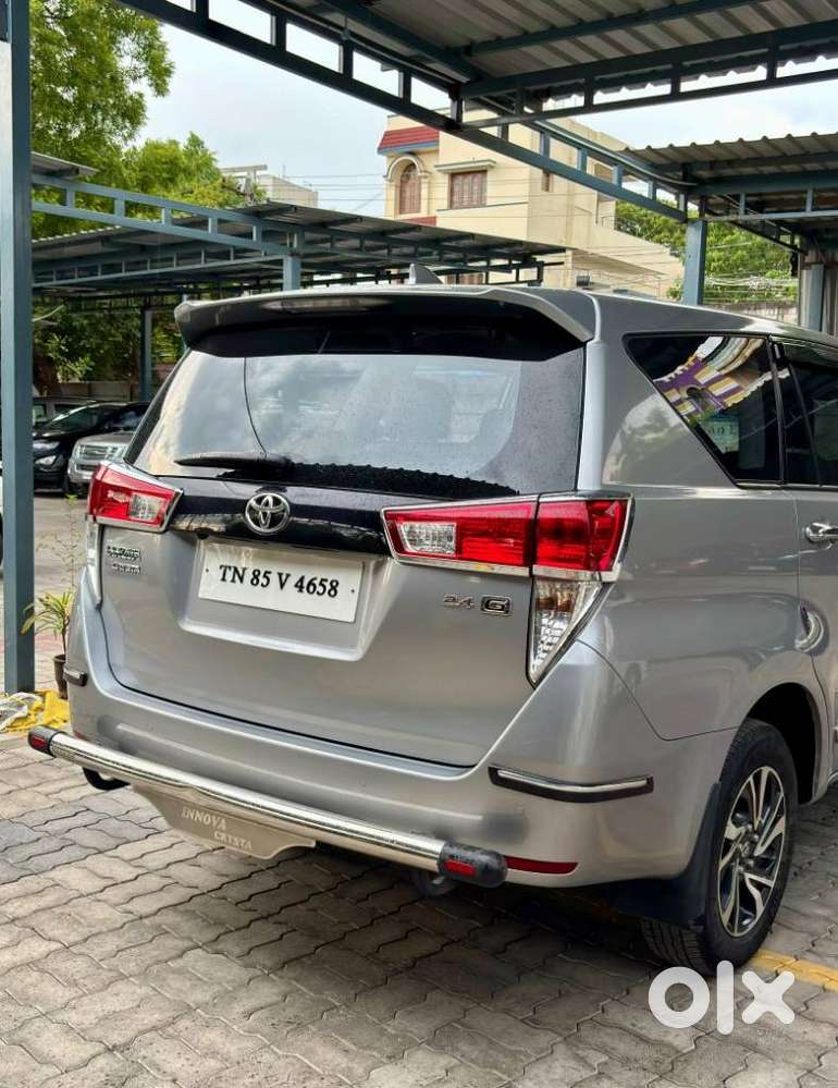 Toyota Innova Crysta [2020-ongoing] 2.4 Gx 8 Str, 2024, Diesel