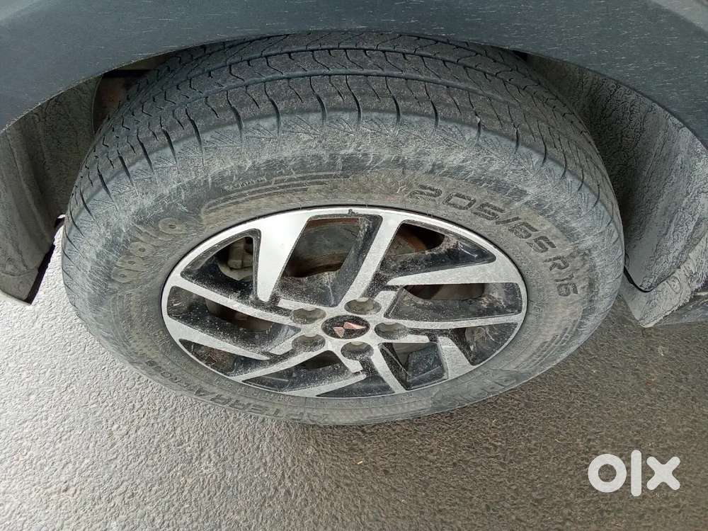 Mahindra Xuv400 2024 Electric 68000 Km Driven