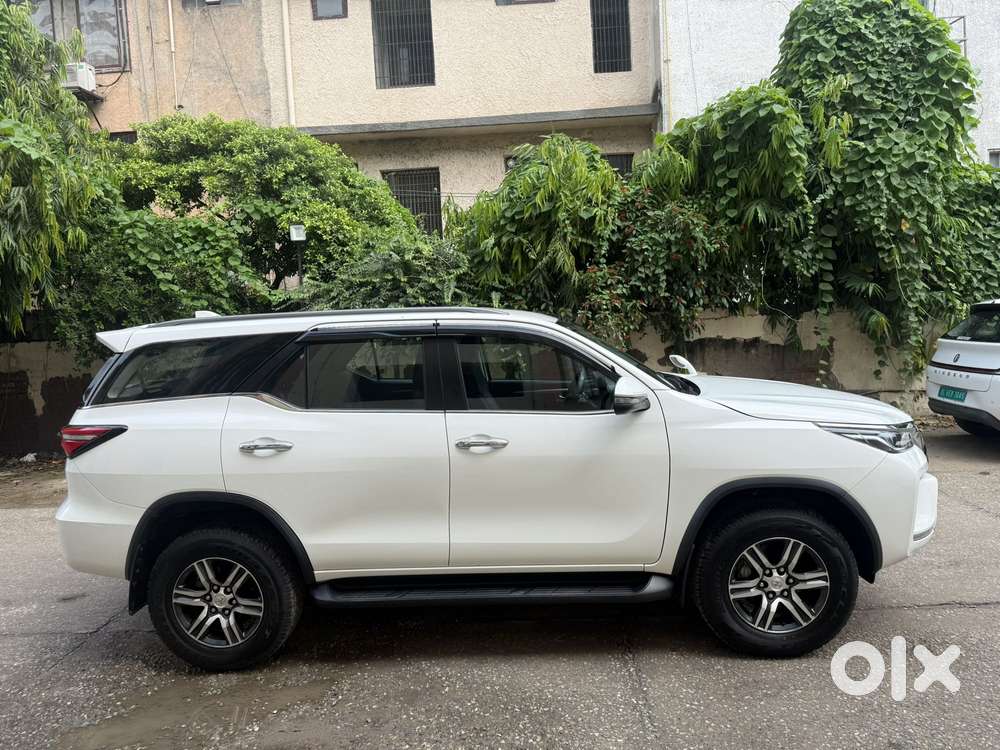 Toyota Fortuner 4x2 Mt 2.7 Petrol, 2024, Petrol