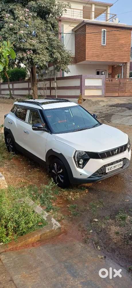 Mahindra Xuv 3xo 2025 Petrol 19700 Km Driven