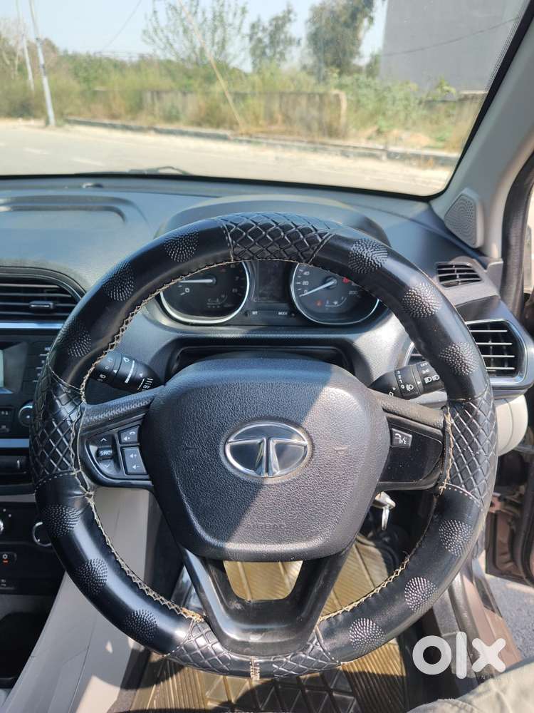 Tata Tiago, 2018, Petrol