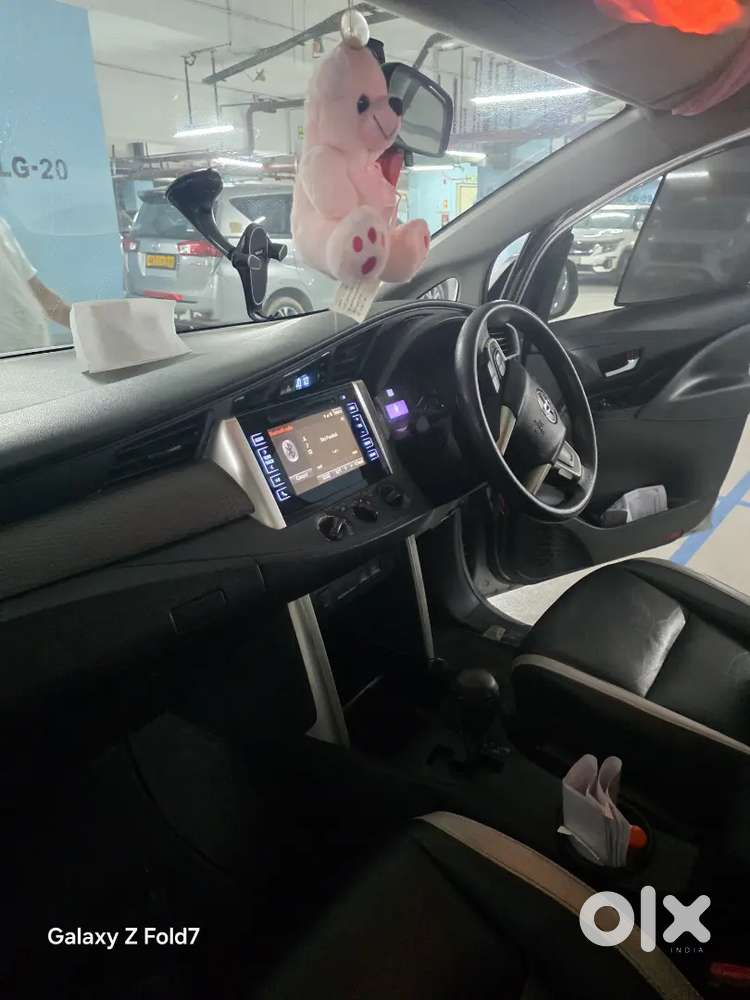 Toyota Innova Crysta 2.7 G Automatic Petrol | 2018 | 59,000 Km