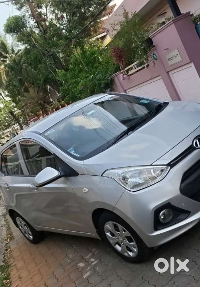 80000 Worth Dashcam And Display(hyundai Showroom)company Service