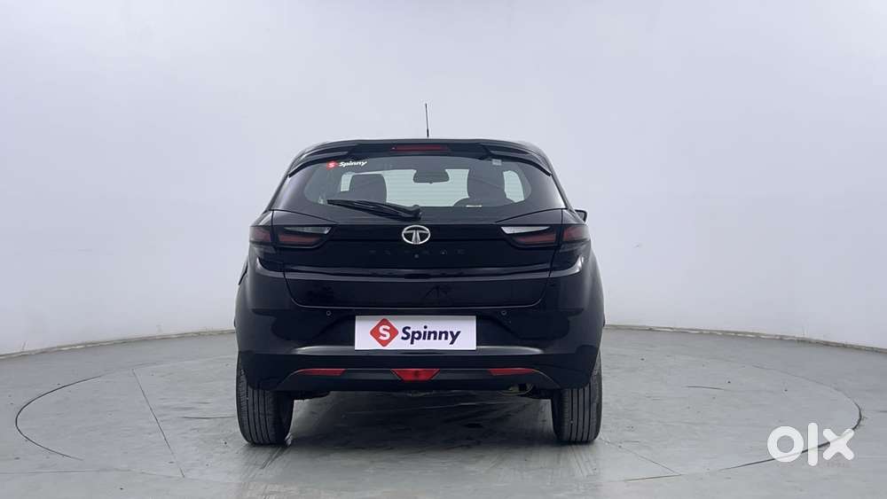 Tata Altroz 1.2 Xz Plus Dark Edition, 2022, Petrol