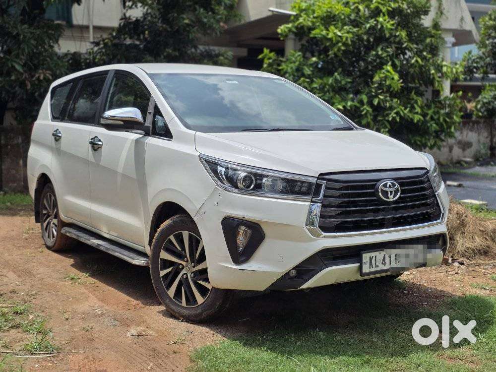 Toyota Innova Crysta 2.5z, 2021