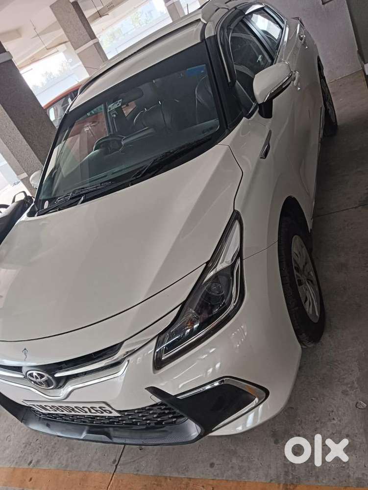 Toyota Glanza Cng & Hybrids 10800 Km Driven