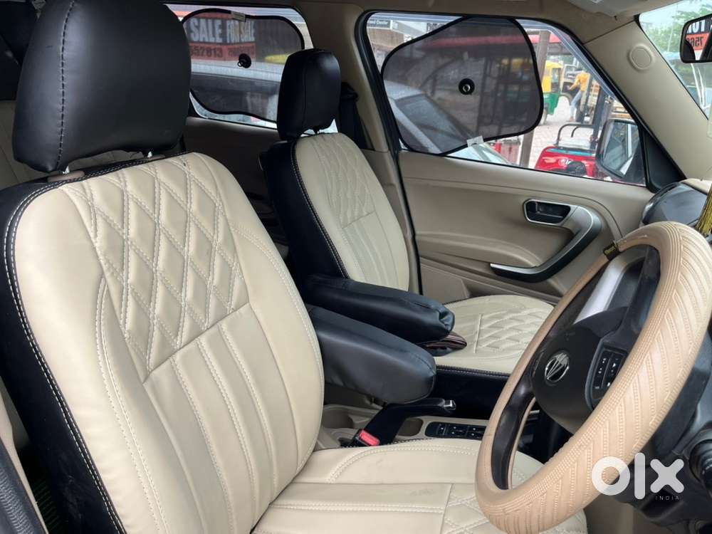 Mahindra Bolero Neo Top Model N 10