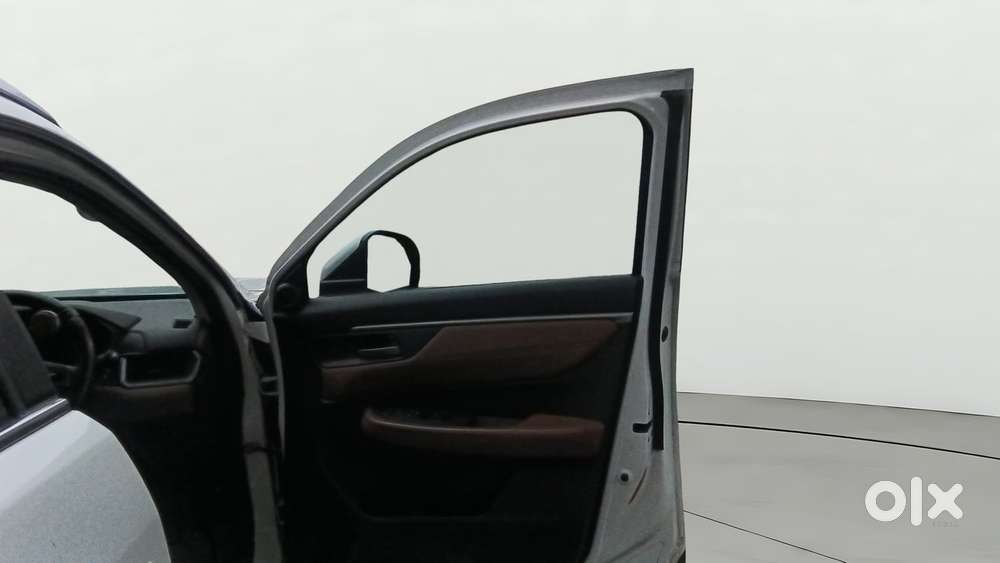 Honda Elevate Zx Mt, 2024, Petrol