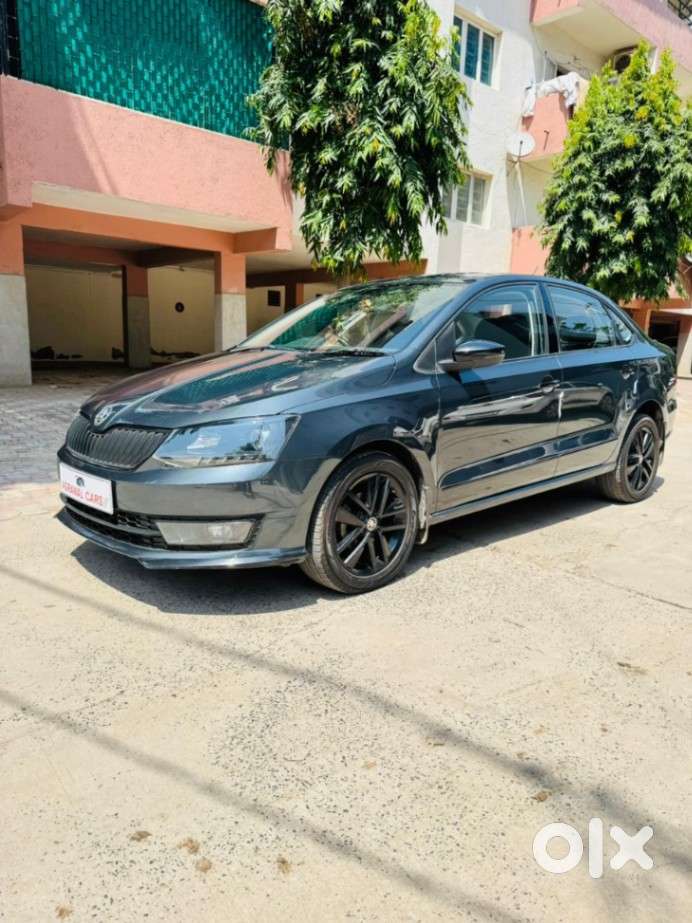 Skoda Rapid 1.0 Ambition Tsi At, 2022, Petrol