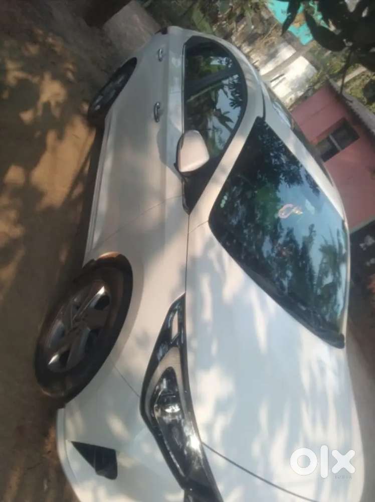 Hyundai Verna 2022 Petrol Well Maintained