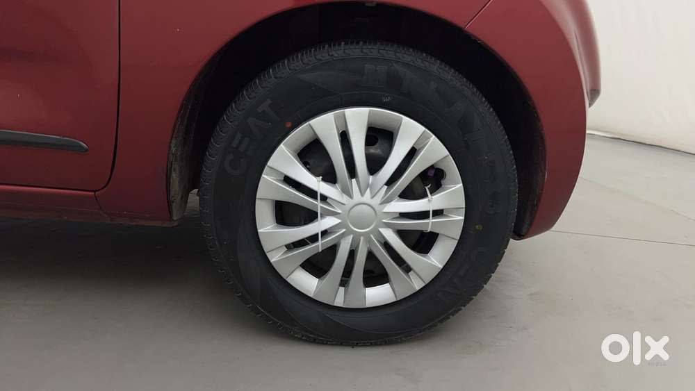 Datsun Redigo T Option, 2017, Petrol