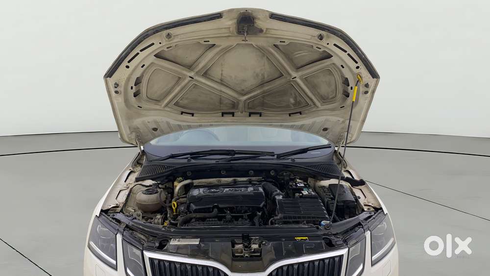 Skoda Octavia 1.8 Tsi At L K, 2019, Petrol