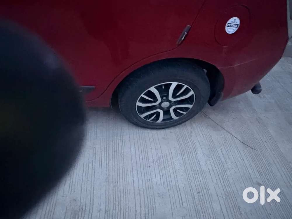 Maruti Suzuki Dzire 2022 Vxi 46000 Km Showroom Track
