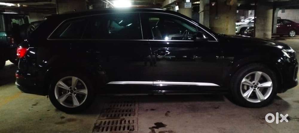 Audi Q7 Petrol 2025