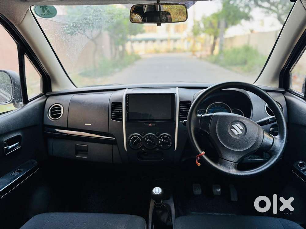 Maruti Suzuki Stingray 2015 Petrol Well Maintained