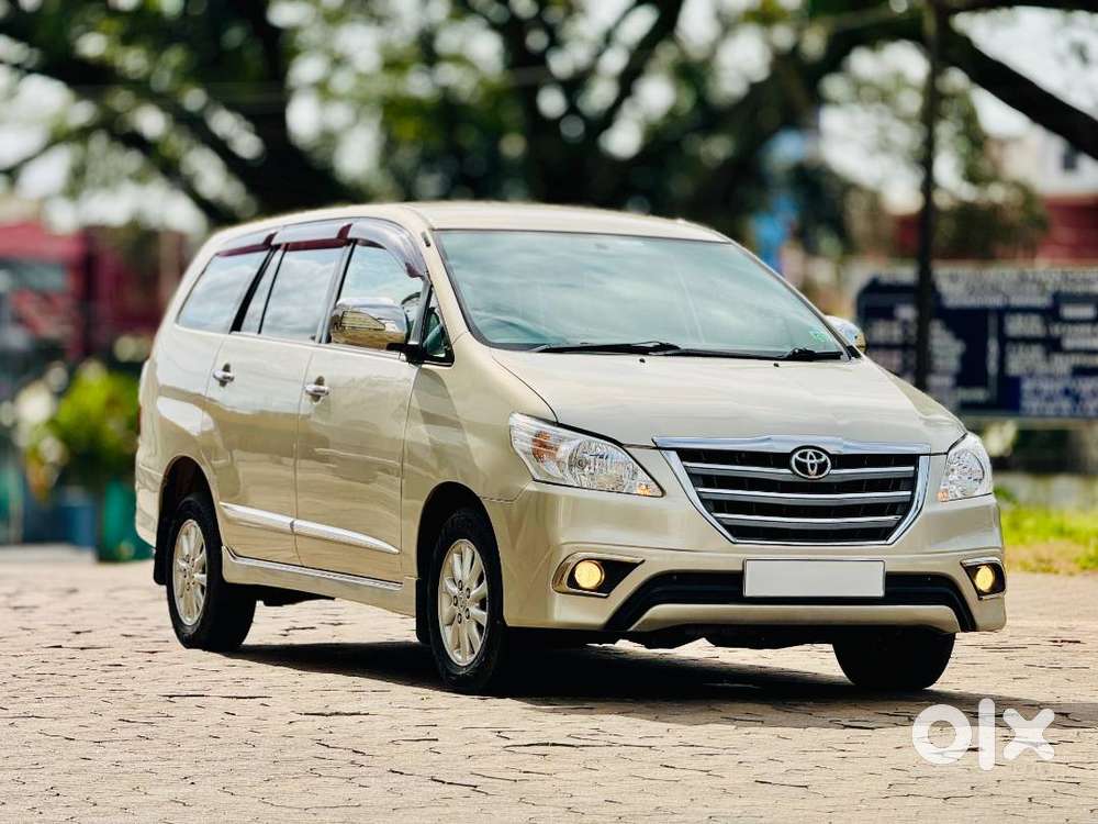 Toyota Innova 2.5 V 2012 Good Condition