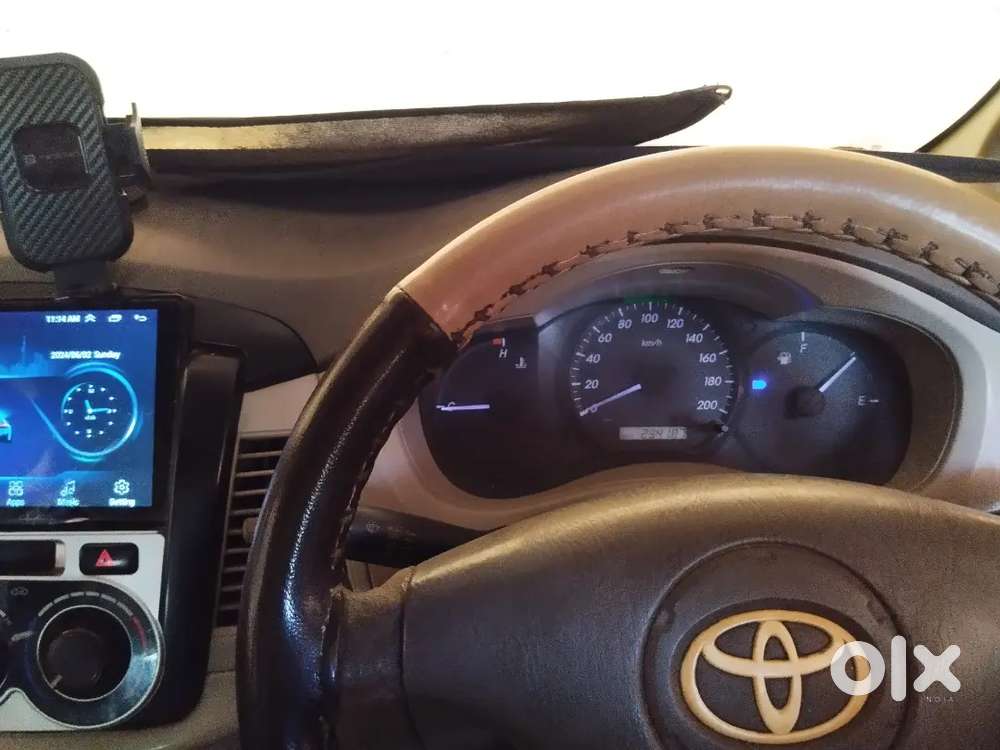 Toyota Innova 2012 Diesel Well Maintained