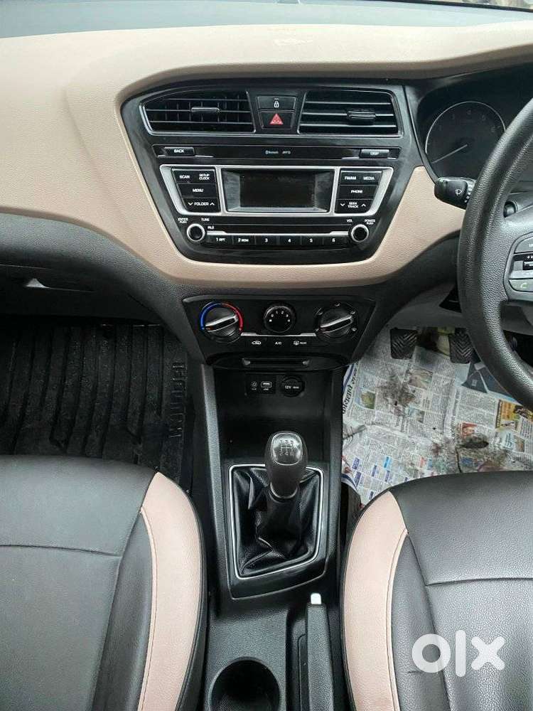 Hyundai I20 Sportz 1.2 Bs-iv, 2017, Petrol