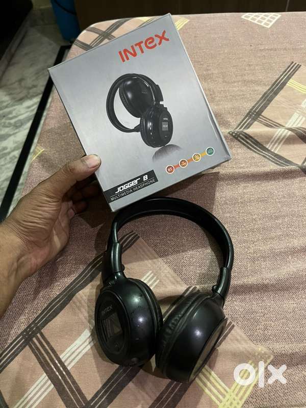 Intex headphone good soundwith orignal box