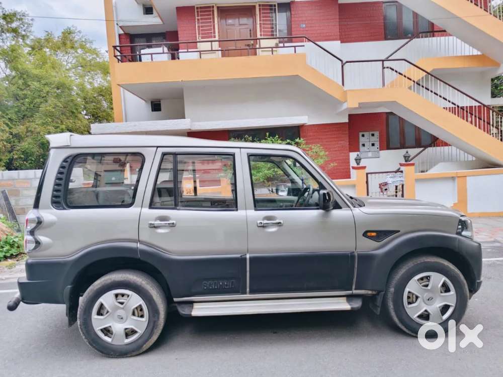 Mahindra Scorpio, 2015, Diesel