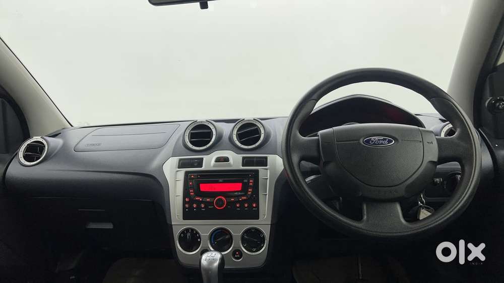 Ford Figo 1.2 Duratec Petrol Titanium, 2013, Petrol