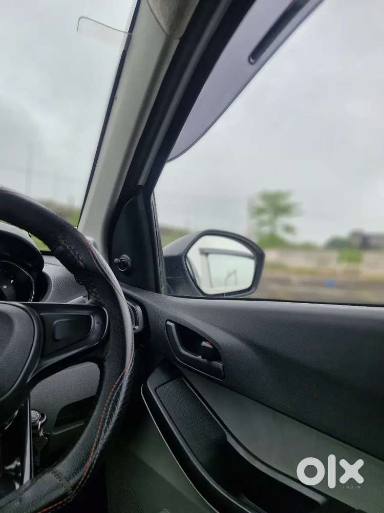 Tata Tiago Revotron 2024