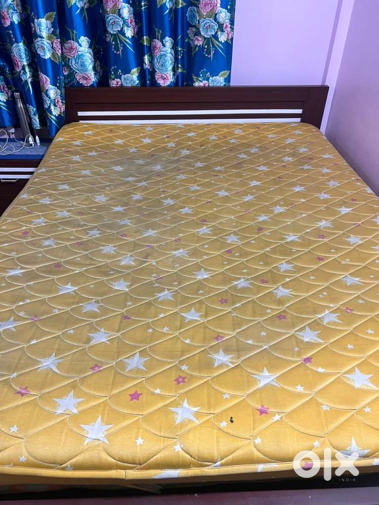 Mattress Queen Size Kurlon On