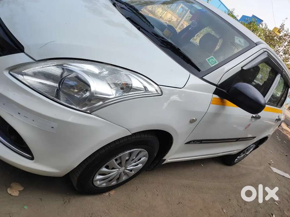 Maruti Suzuki Dzire 2022 Cng & Hybrids 185000 Km Driven
