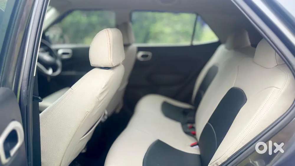 Hyundai Venue 2021 Petrol Well Maintained