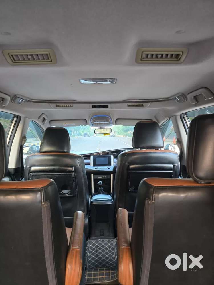 Toyota Innova Crysta [2020-ongoing] 2.4 Vx 7 Str, 2017, Diesel