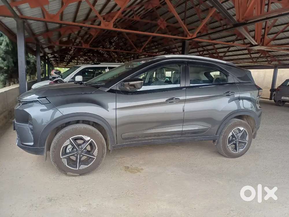 Tata Nexon Creative Petrol 2026