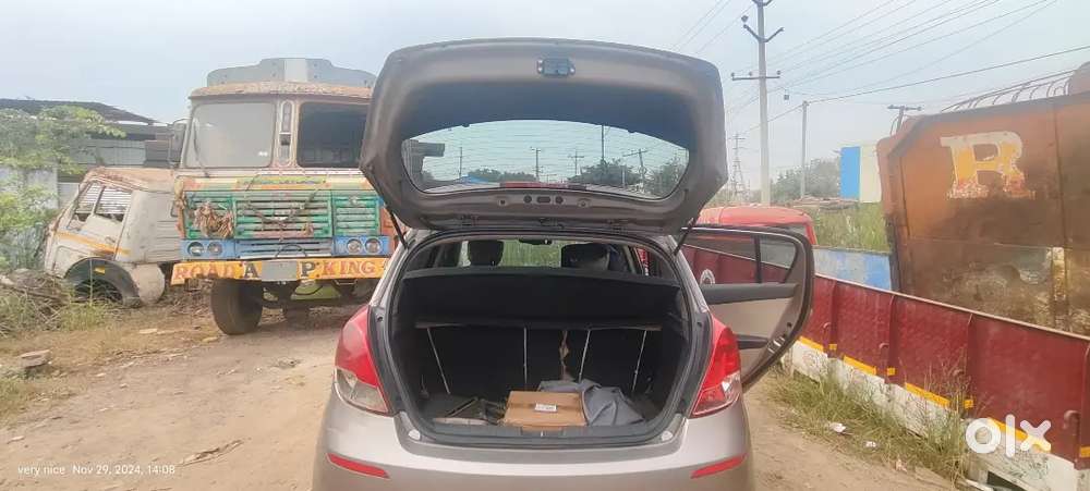 Hyundai I20 2013 Diesel 150000 Km Driven.     Cost 2,50,000
