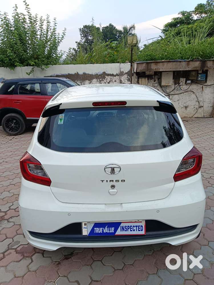 Tata Tiago 1.2 Revotron Xt (o), 2023, Petrol