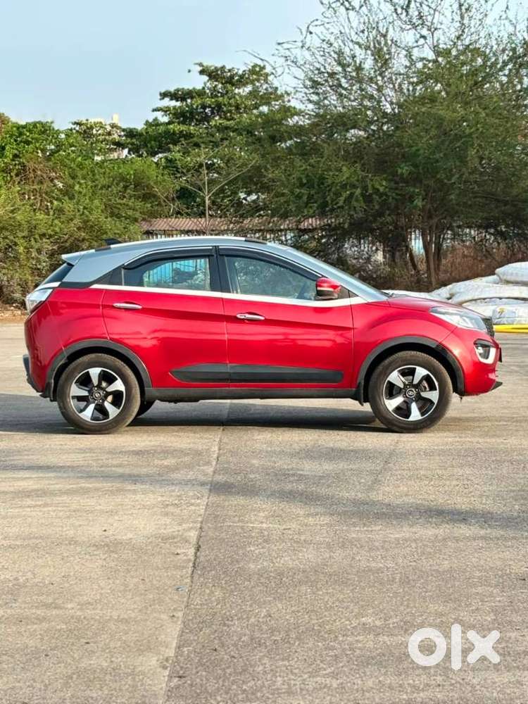 Tata Nexon 1.2 Revotron Xz Plus, 2018, Cng & Hybrids