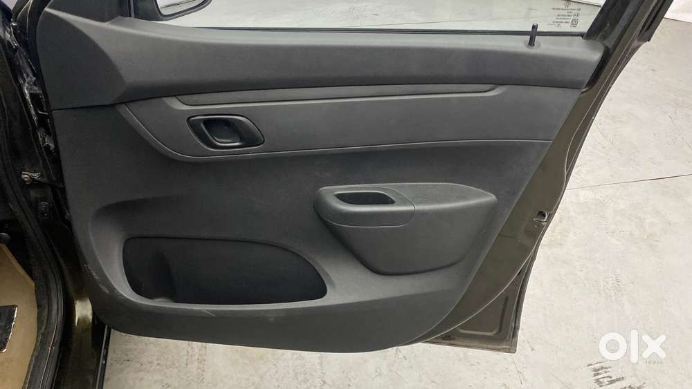 Renault Kwid Rxt, 2016, Petrol