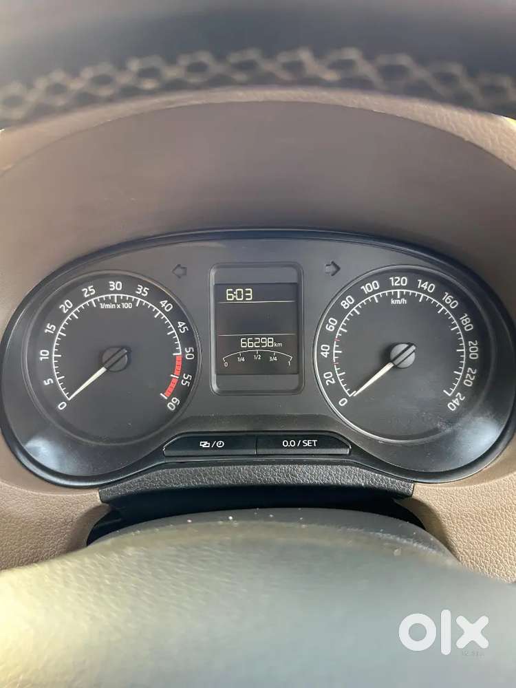Skoda Rapid 1.5 Elegance 2016. ( Price Negotiable)