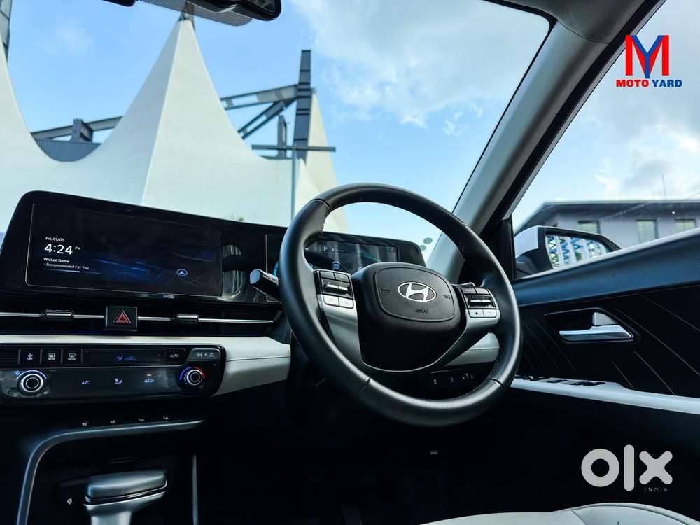 Hyundai Verna 1.5 Sx (o) Ivt, 2025, Petrol