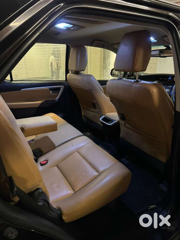 Toyota Fortuner 4x2 At 2.8 Diesel, 2019, Diesel