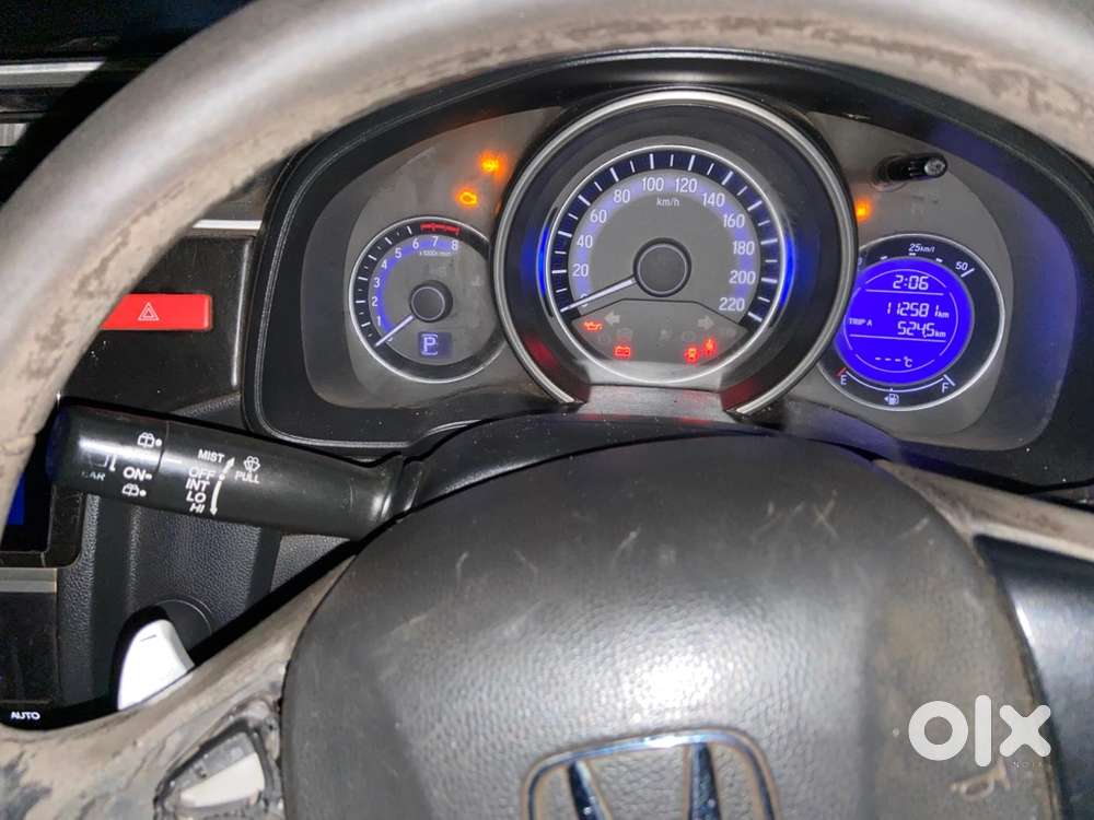 Honda Jazz 1.2 V 2015 Automatic