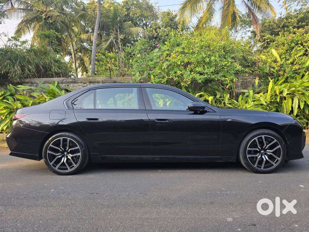 Bmw 7 Series 3.0 740i Sedan, 2023, Petrol