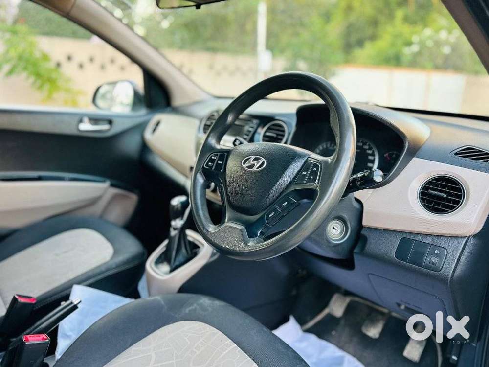 Hyundai Grand I10 2013-2016 Sportz, 2015, Petrol