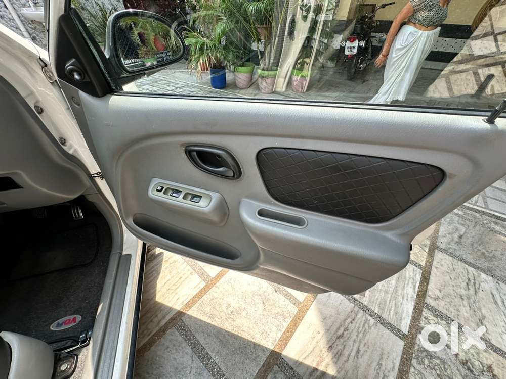 Maruti Suzuki Alto K10 Vxi 2012