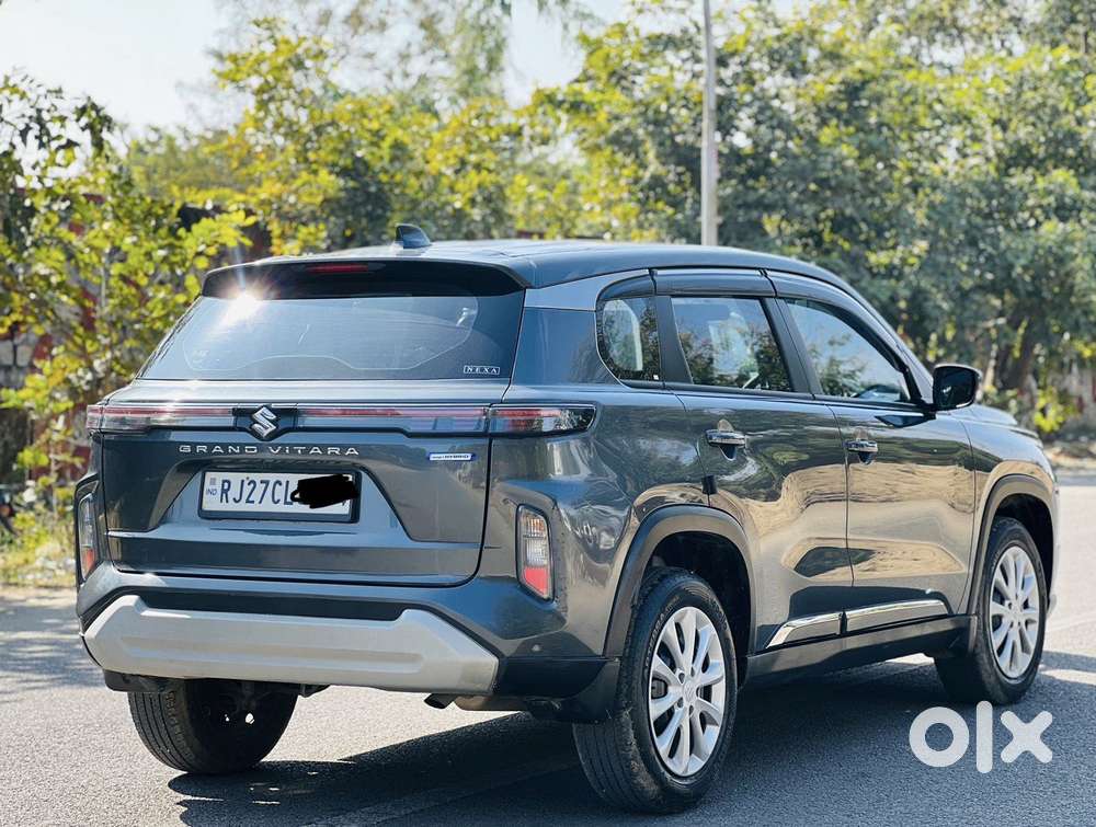 Maruti Suzuki Grand Vitara 1.5 Delta Smart Hybrid At, 2023, Petrol