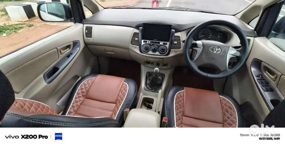 Toyota Innova Diesel 2012