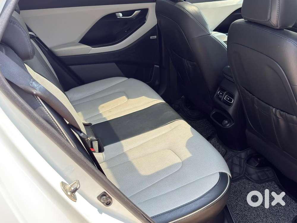 Hyundai Creta Top End Fully Loaded Vehicle