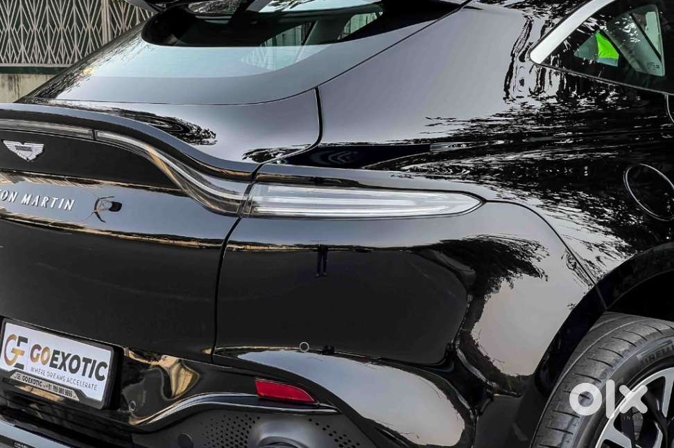 Aston Martin Dbx, 2020