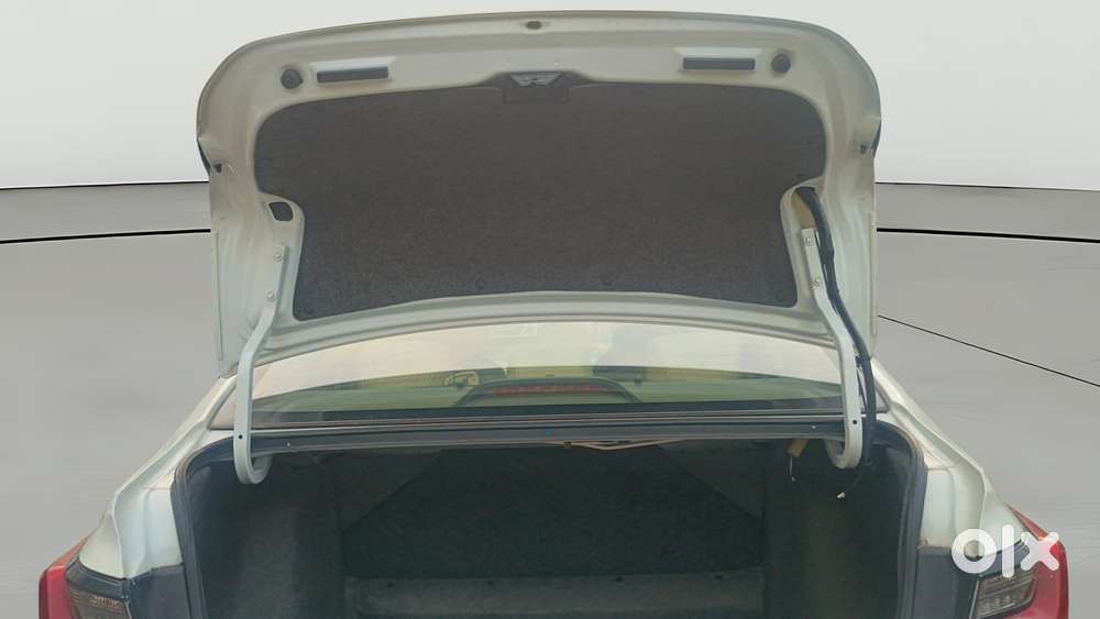 Honda City 1.5 Zx I-vtec Mt, 2022, Petrol