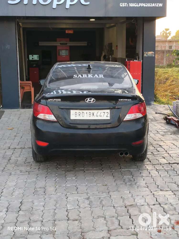 Hyundai Verna 2012 Petrol Well Maintained